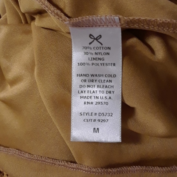 Everly Lacy Dress - Picture 5 of 6